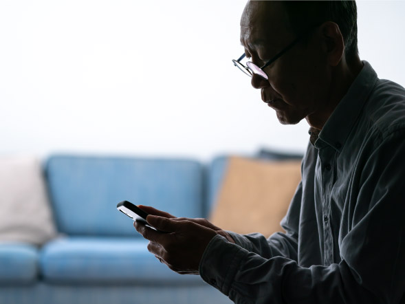 「あの人を歩かせたい」遠隔操作で人を動かす イメージ